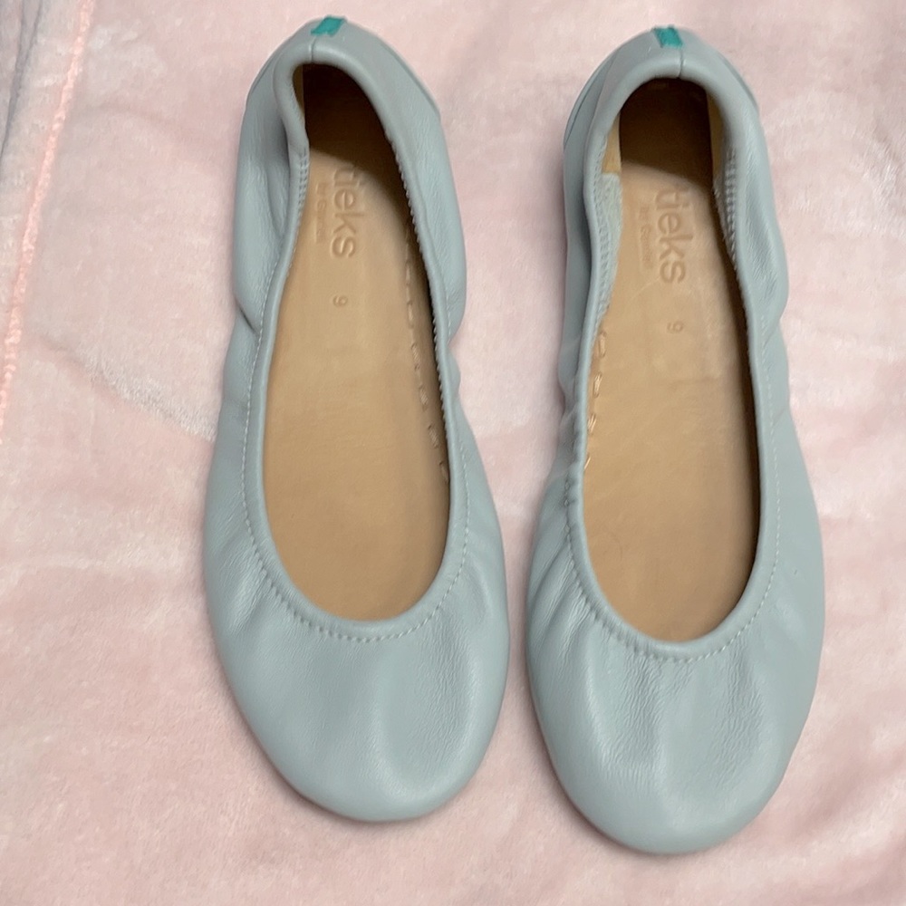 Tieks Cool Grey, size 9
